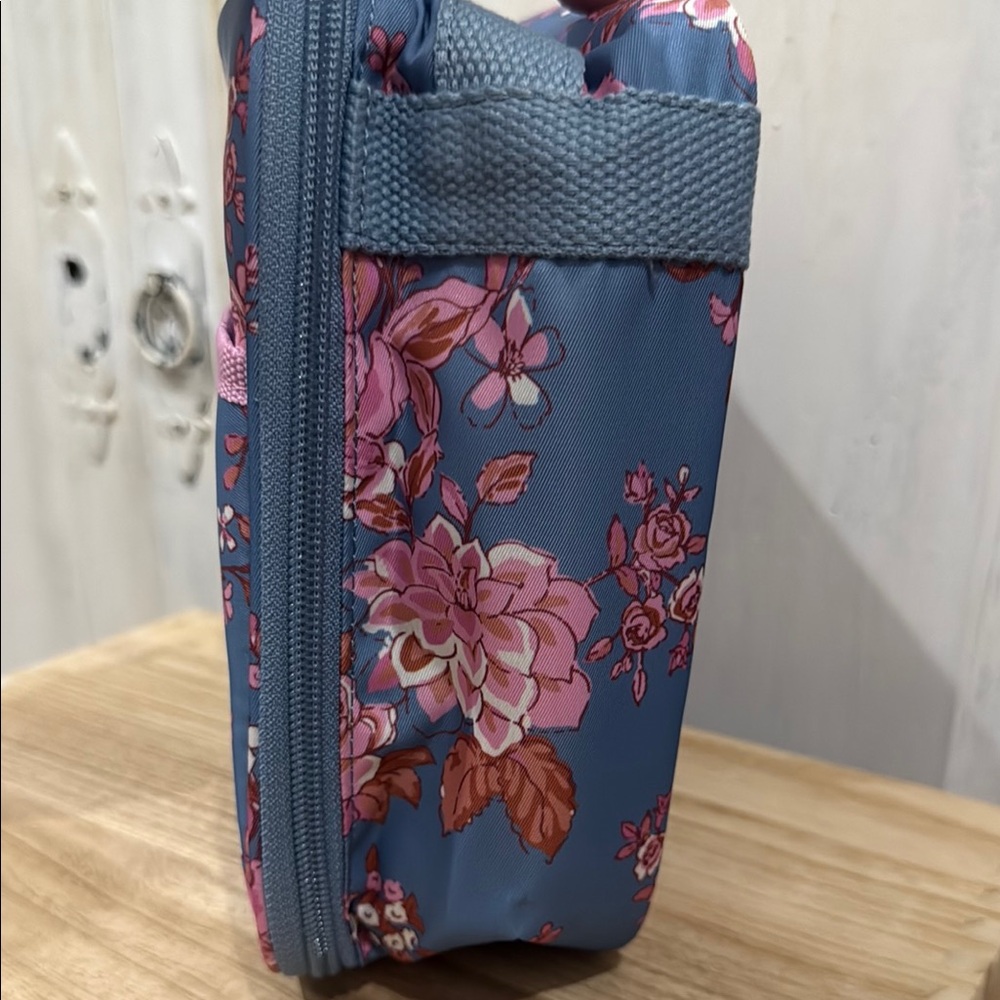 Matilda Jane Floral Blue and Pink lunchbox - Picture 5 of 8